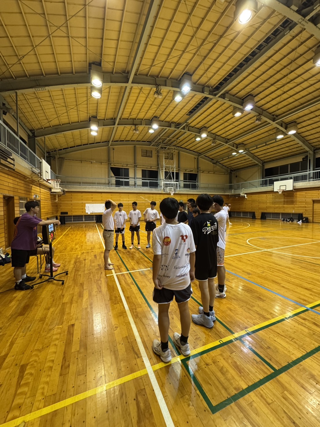 Team Hustle男子のミーティング